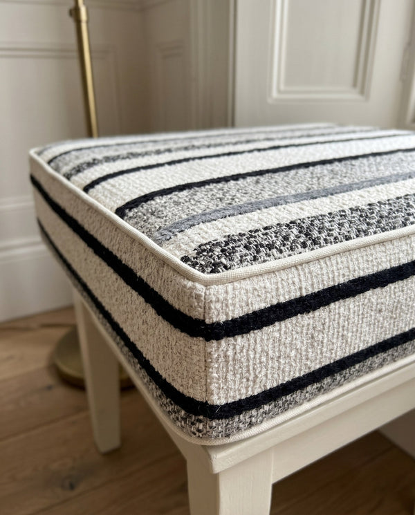 Custom Window Seat Cushion with Piping, Made-to-Measure Bay Window Bench Cushion, Banquette Booth Bench Seat Pad, Readin