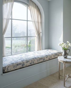 Custom Window Seat Cushion with Piping, Made-to-Measure Bay Window Bench Cushion, Banquette Booth Bench Seat Pad, Readin